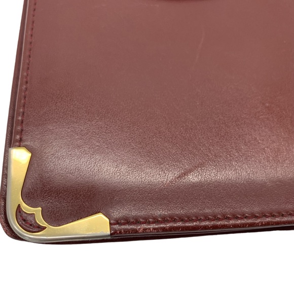 Cartier Must de Cartier Clutch Leather Bag in Burgundy - Picture 8 of 16